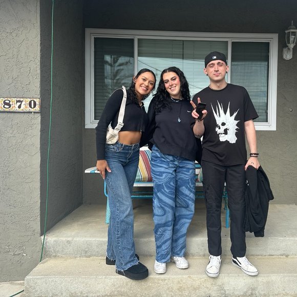 Hi 🤗 Welcome Hugs! - Picture 5 of 13